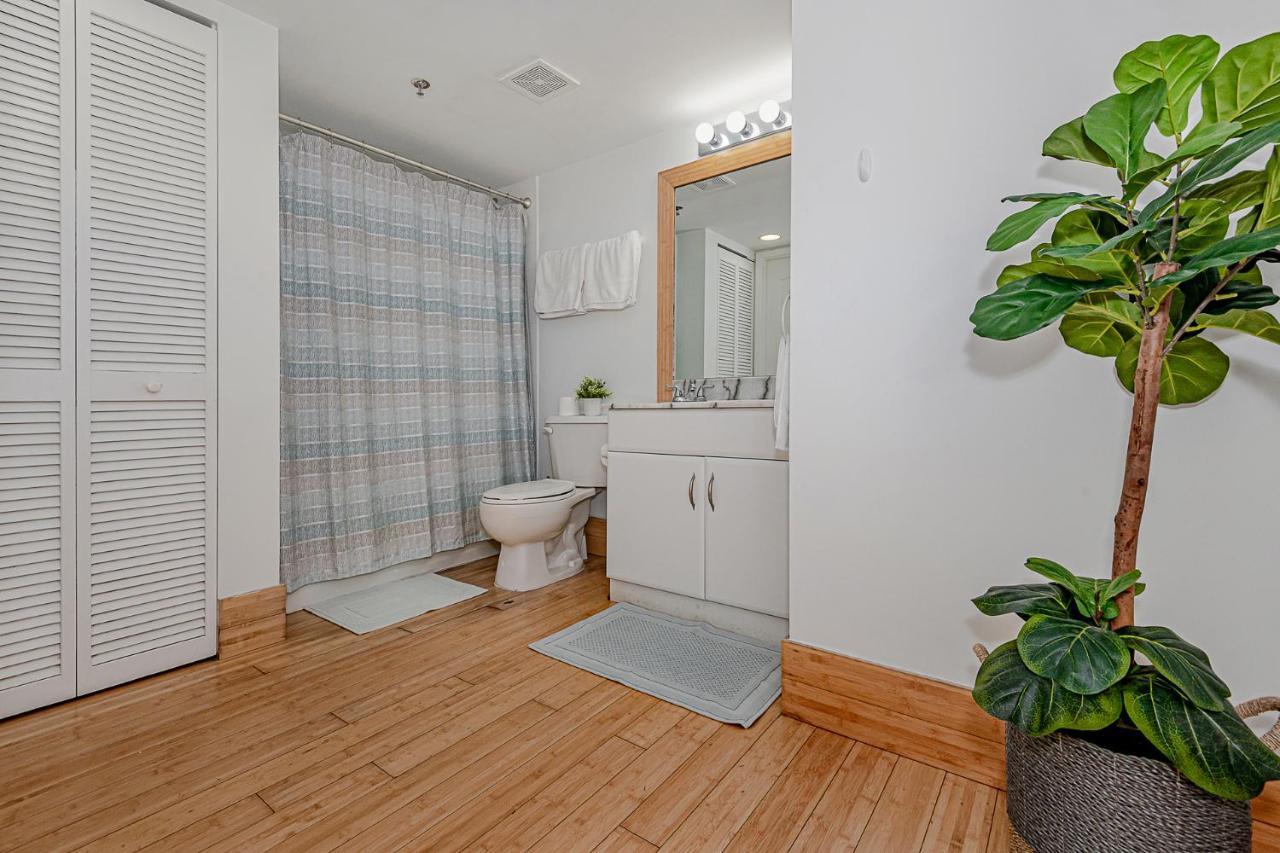 Apartamento Lovely With & Ocean Views. Sleep Up To 6 People!